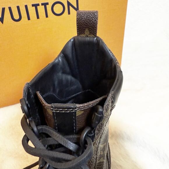 Louis Vuitton Eldorado Monogram Combat Boots 38.5 – NIB, Rare, Discontinued - Picture 7 of 14